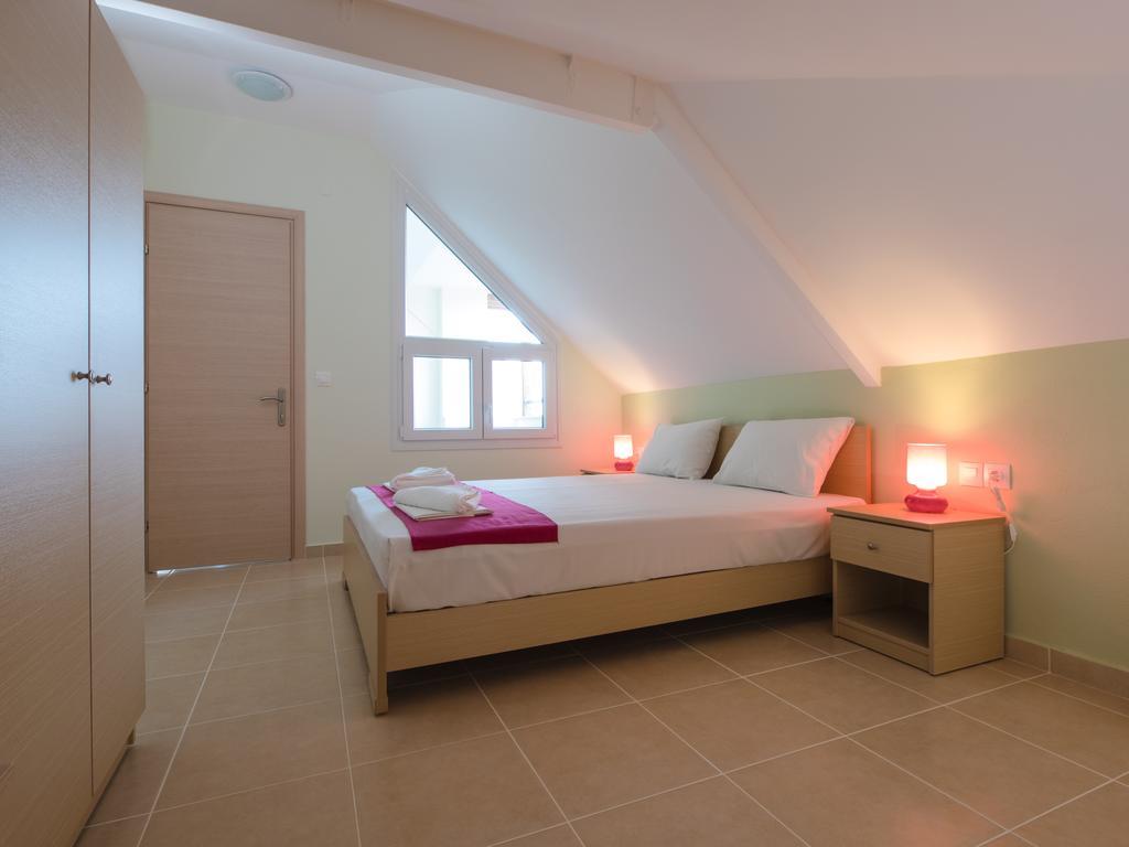 Petite Sirene Studios Paralia Katerinis Exterior photo