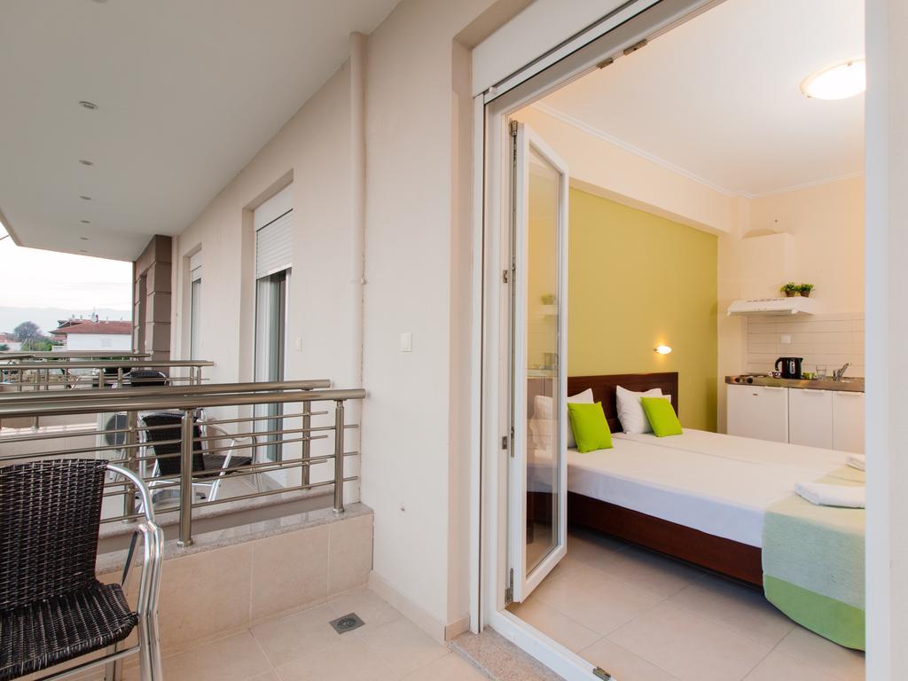 Petite Sirene Studios Paralia Katerinis Exterior photo